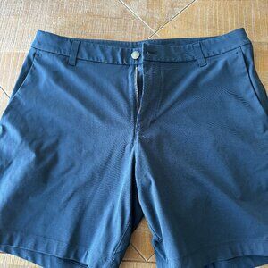 ABC Classic-Fit Short 7"